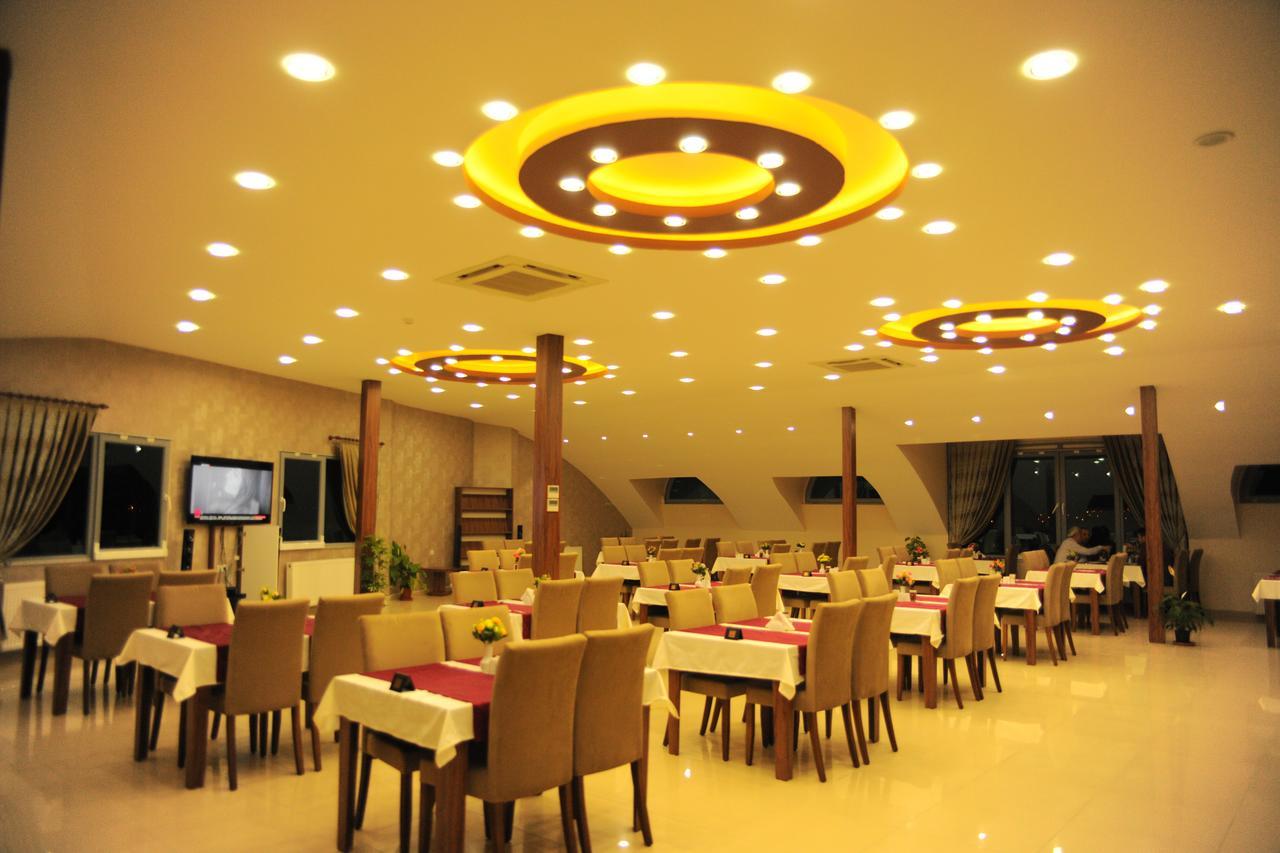 Maykon Hotel Civril  Bagian luar foto